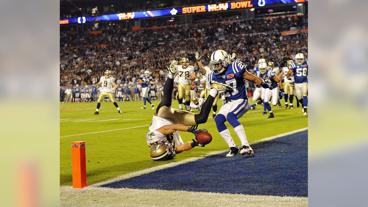 16 November 2008: Saints receiver Lance Moore tries for extra yards with a  Chiefs defender hanging on after making a reception makes a reception. Moore  had 8 receptions for 102 yards and