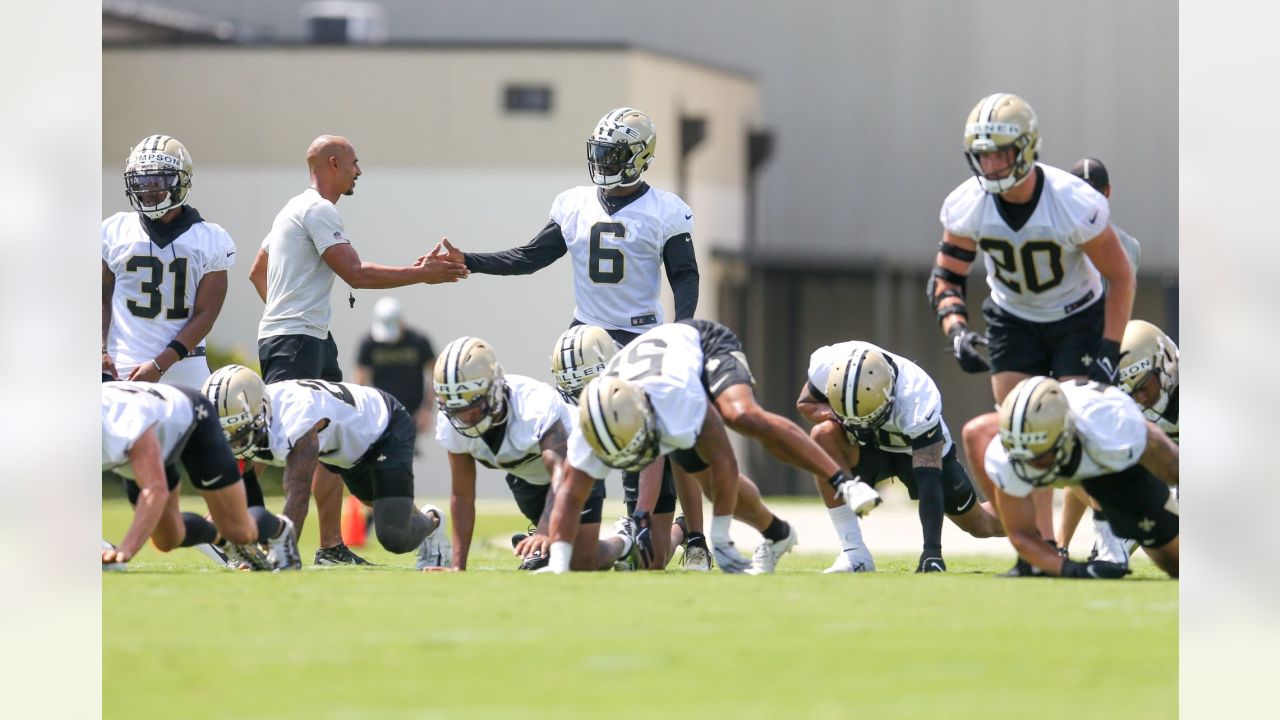 2022 Saints OTAs - New Orleans Saints wide receiver Jarvis Landry brings  the juice to OTAs too