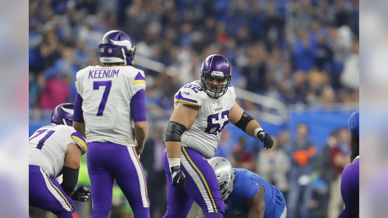 With Easton out, what is next for the Vikings' offensive line?