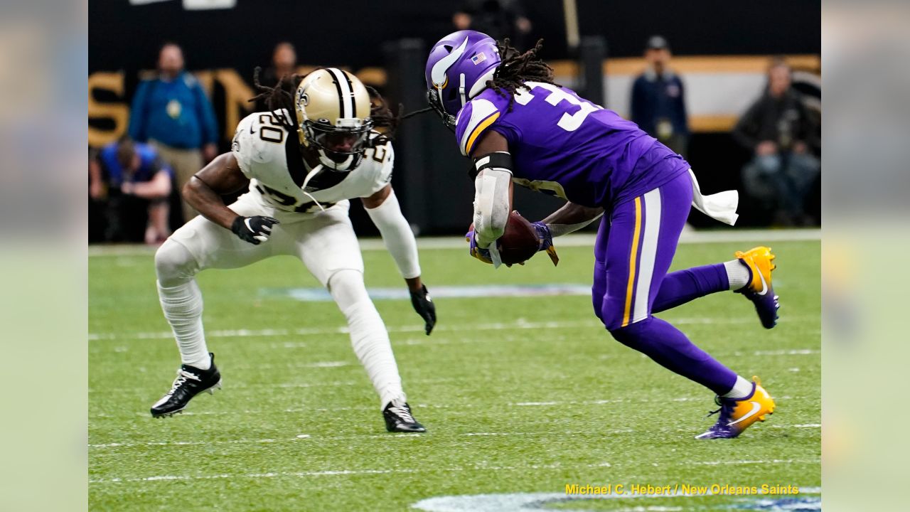 Vikings upend Saints OT, 26-20