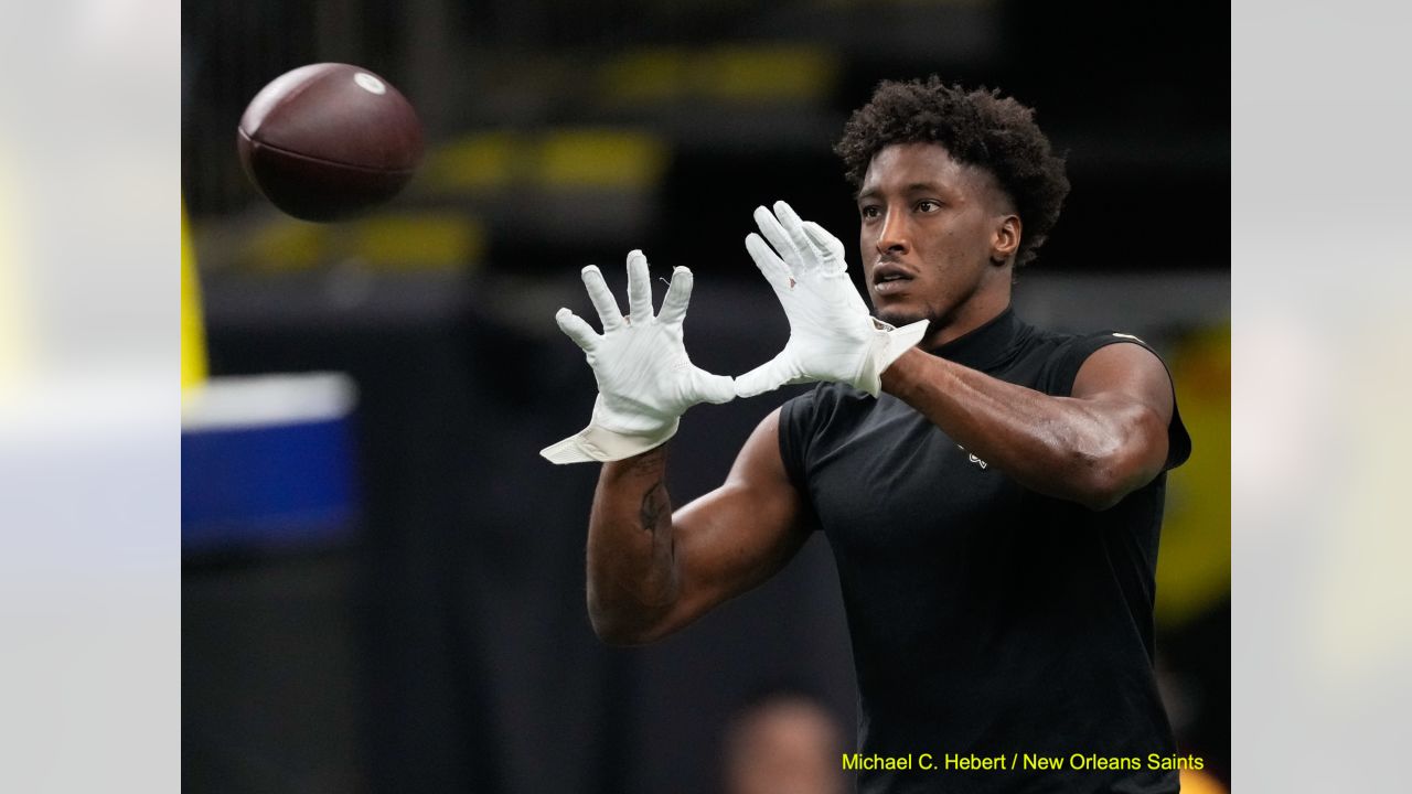 Photos: Pregame, Saints vs. Titans