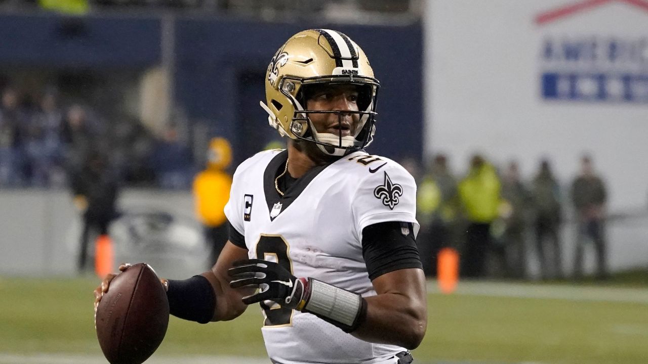 Jameis Winston re-signs with the New Orleans Saints as NFL QB