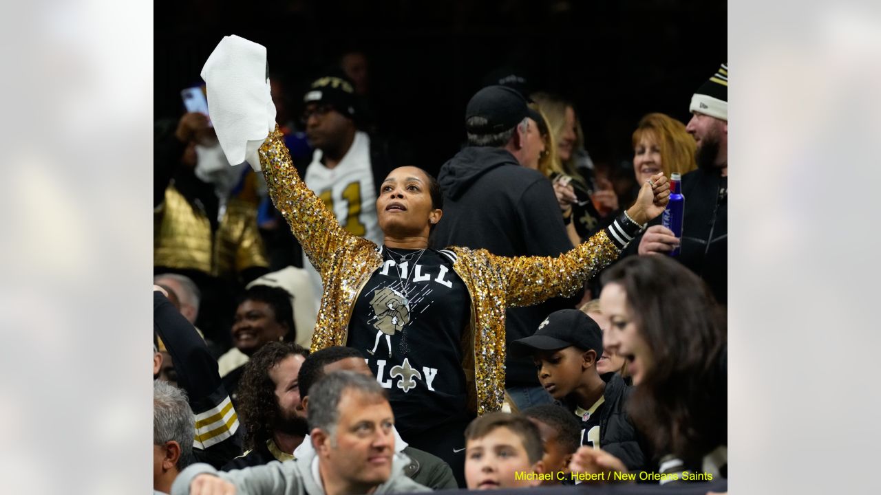 Photos: Saints vs Rams Week 11 2022: Best of Fans