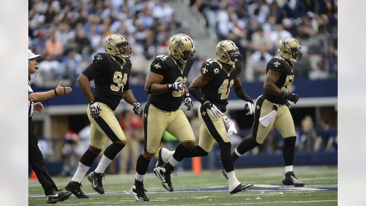 New Orleans Saints middle linebacker Manti Te'o (51) and defensive end  Cameron Jordan (94) celebrate a missed field goal attempt by the Chicago  Bears at the Mercedes-Benz Superdome in New Orleans October