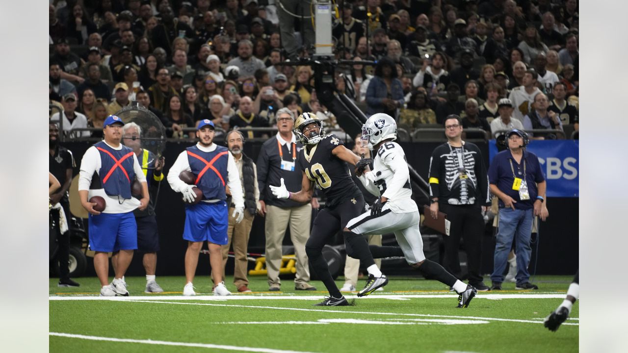 New Orleans Saints wide receiver Tre'Quan Smith (10) makes a fingertip  catch at the NFL team's football training camp in Metairie, La., Friday,  Aug. 4, 2023. (AP Photo/Gerald Herbert Stock Photo - Alamy