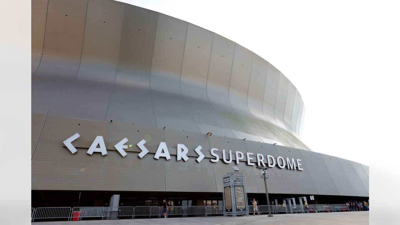 New Orleans Saints vs Atlanta Falcons Football Tickets Caesars Superdome  NOLA LA, Caesars Superdome, New Orleans, January 7 2024