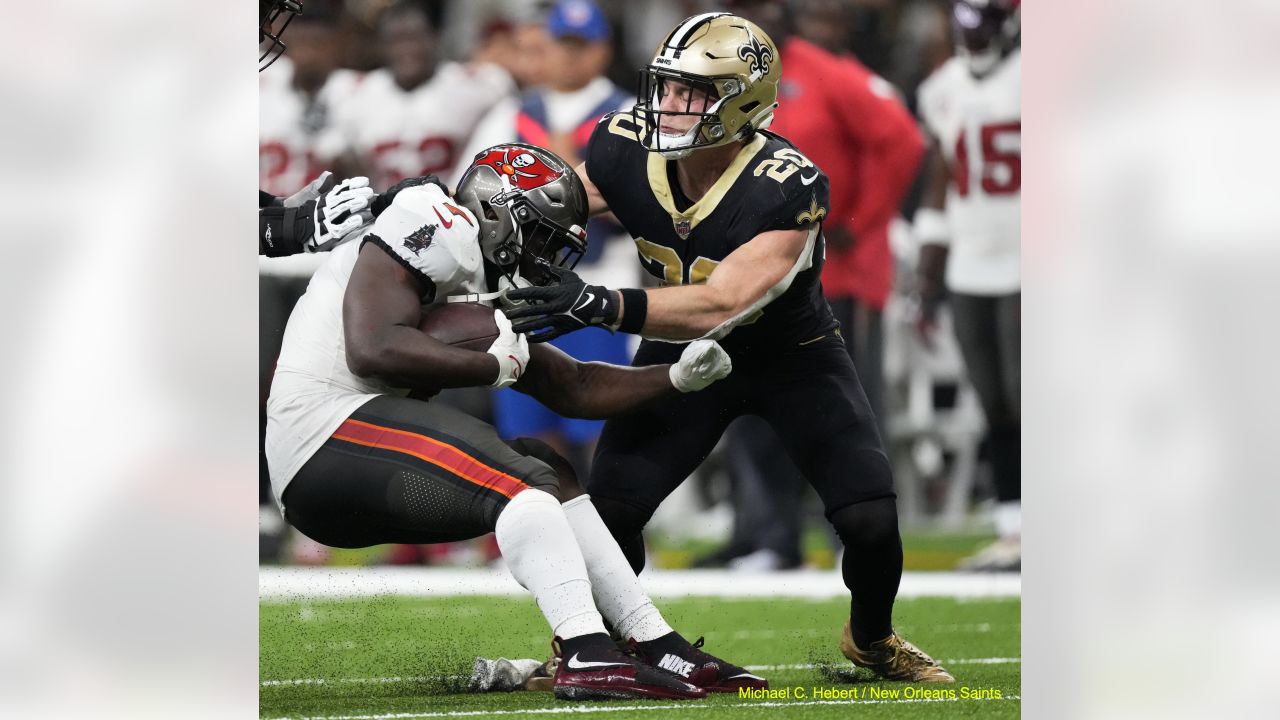 Buccaneers erupt for 20-10 victory in Saints' home opener