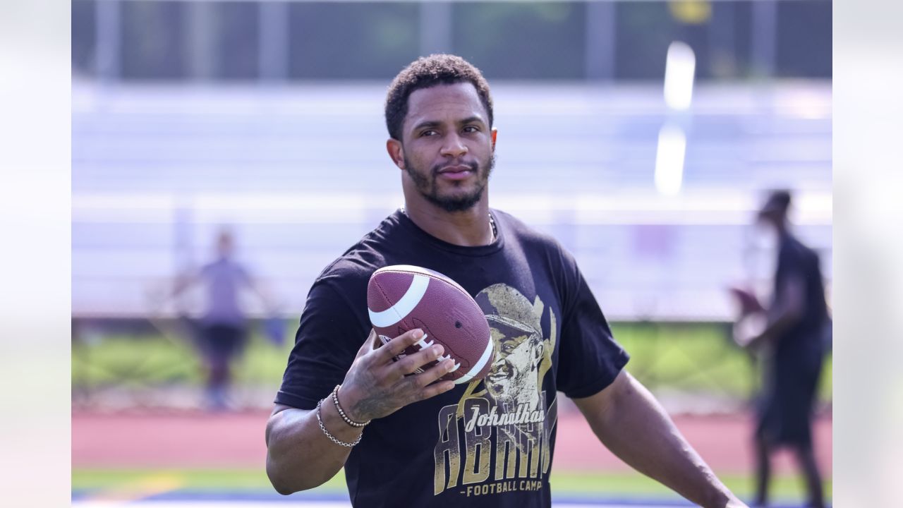 Columbia native, NFL safety Johnathan Abram to host youth football camp