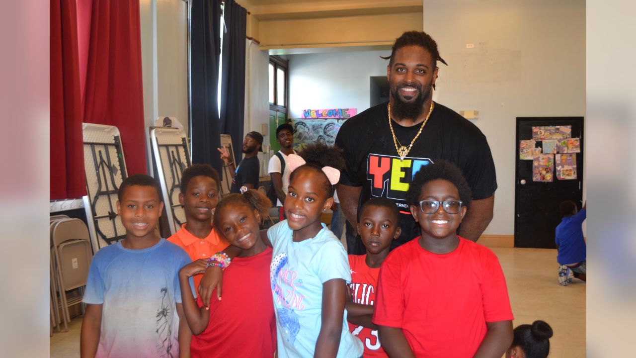 New Orleans Saints on Twitter: Last night, @CamJordan94 gifted 30 kids  from the Youth Empowerment Project (@YEPNOLA) with a pair of sneakers of  their choice! 