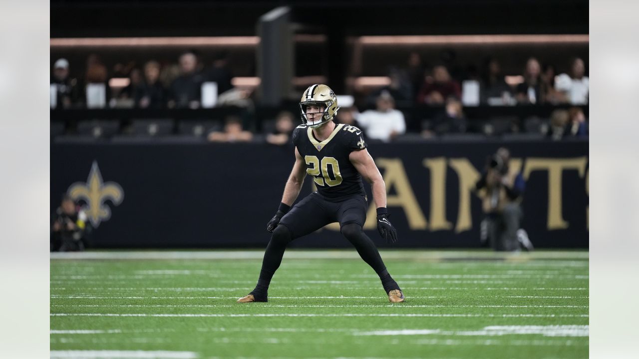 New Orleans Saints linebacker Pete Werner (20) reacts during an