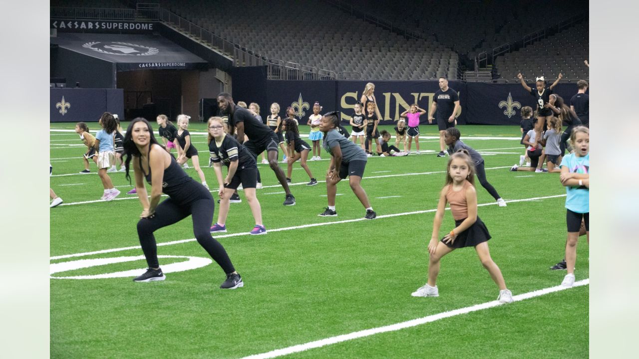 New Orleans Pelicans young core cheer Saints at Super Dome