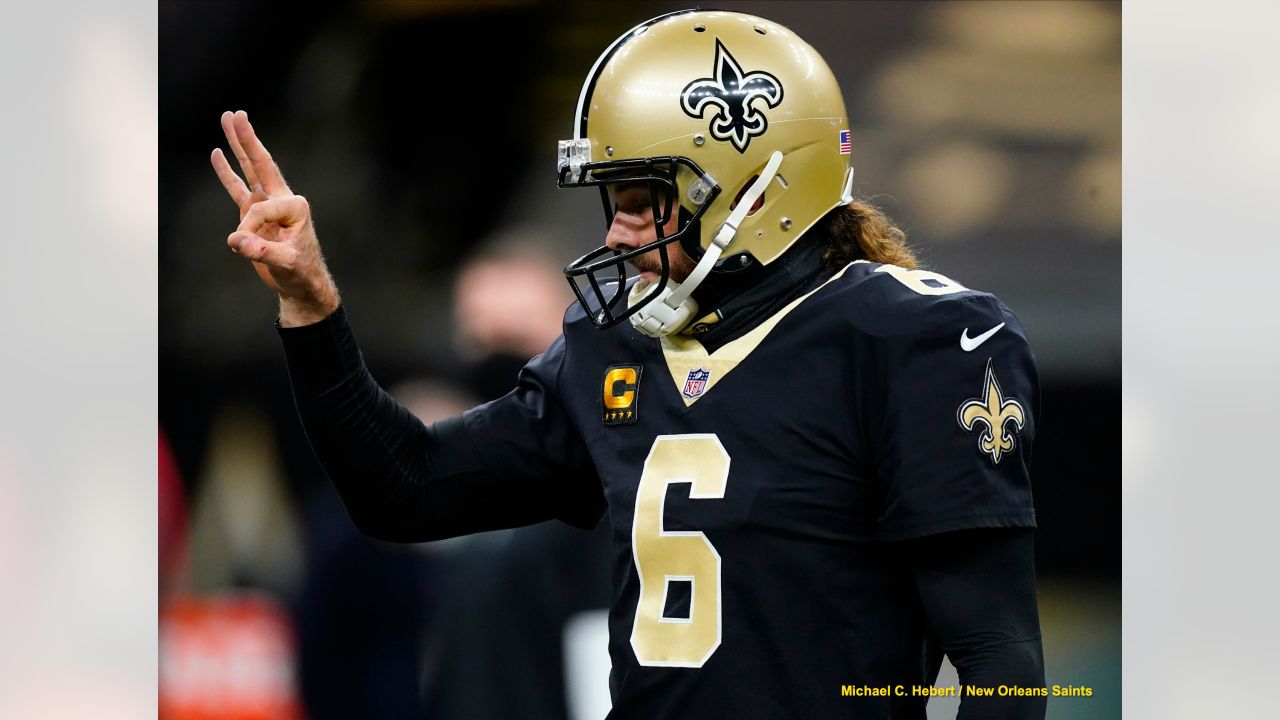 Photos: Thomas Morstead with the New Orleans Saints