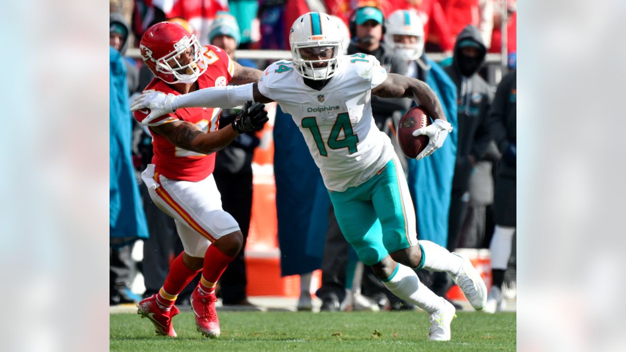Free agent wide receiver Jarvis Landry joining Saints - The San Diego  Union-Tribune