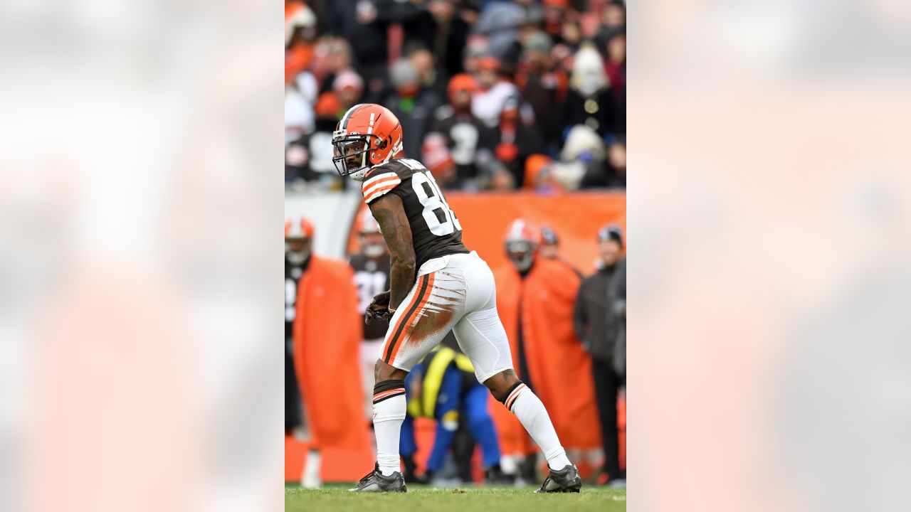 Browns fans remember Saints receiver Jarvis Landry for changing Cleveland's  reputation 