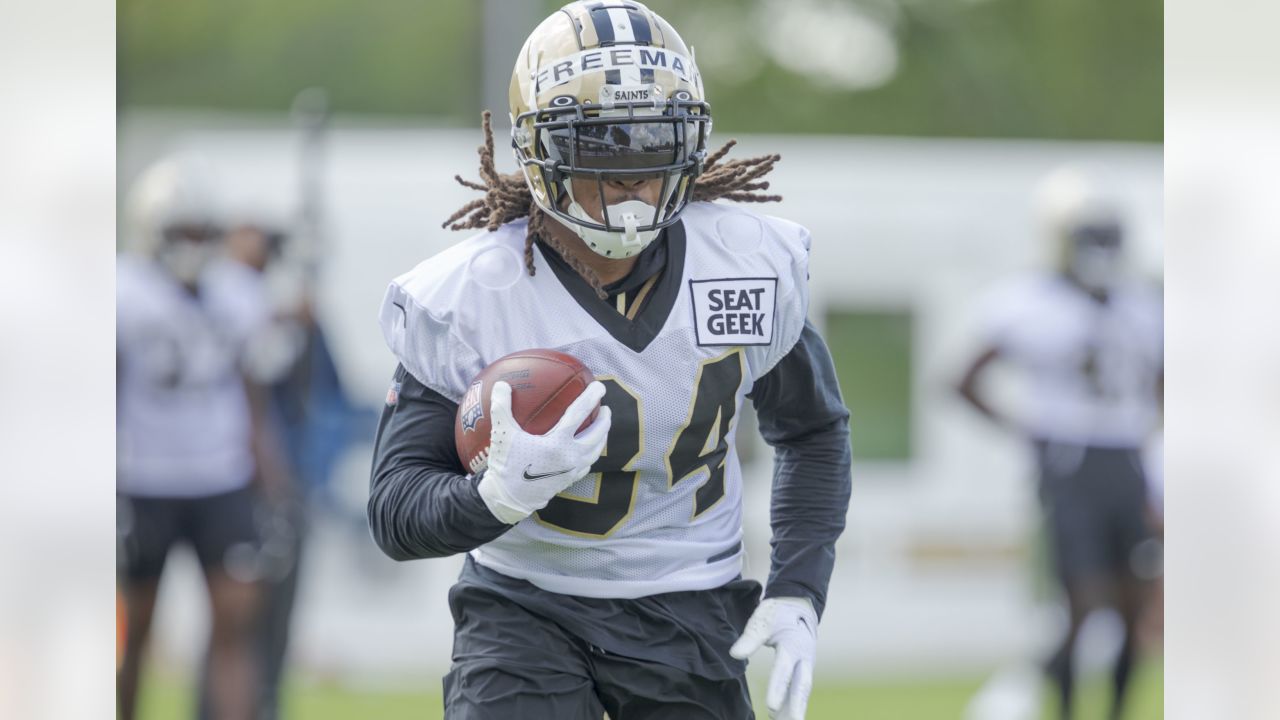 Marquez Callaway wears college No. 1 jersey at Saints pictures day