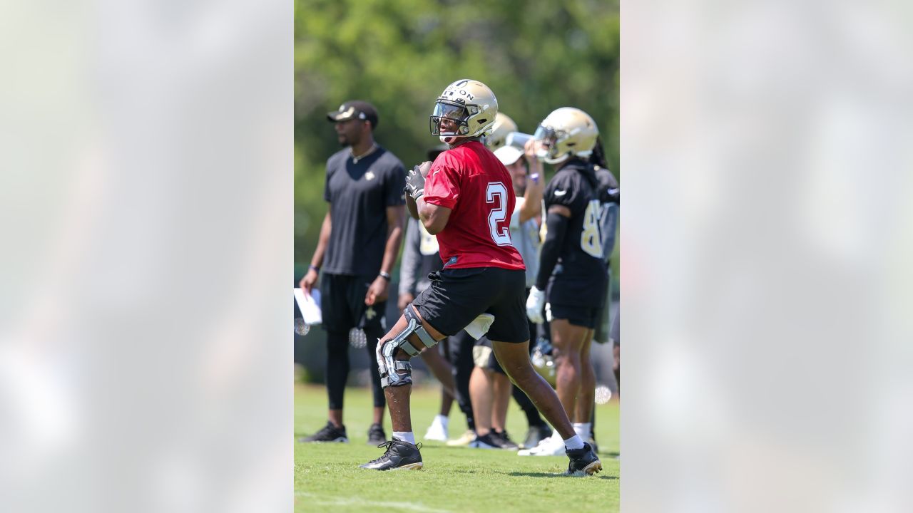 2022 Saints OTAs - New Orleans Saints wide receiver Jarvis Landry brings  the juice to OTAs too