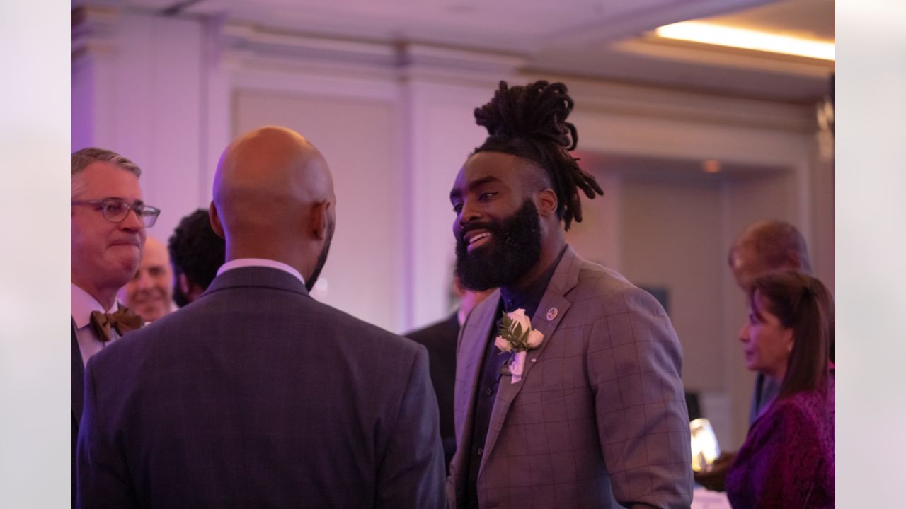 Saints announce Demario Davis as their 2020 Walter Payton Man of the Year –  Crescent City Sports