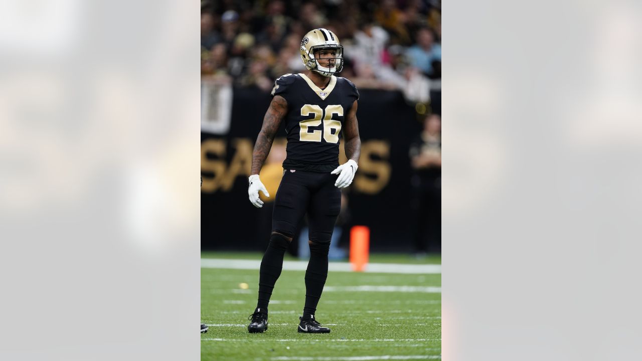 PHOTO: New Orleans Saints P.J. Williams suffers whiplash neck injury 