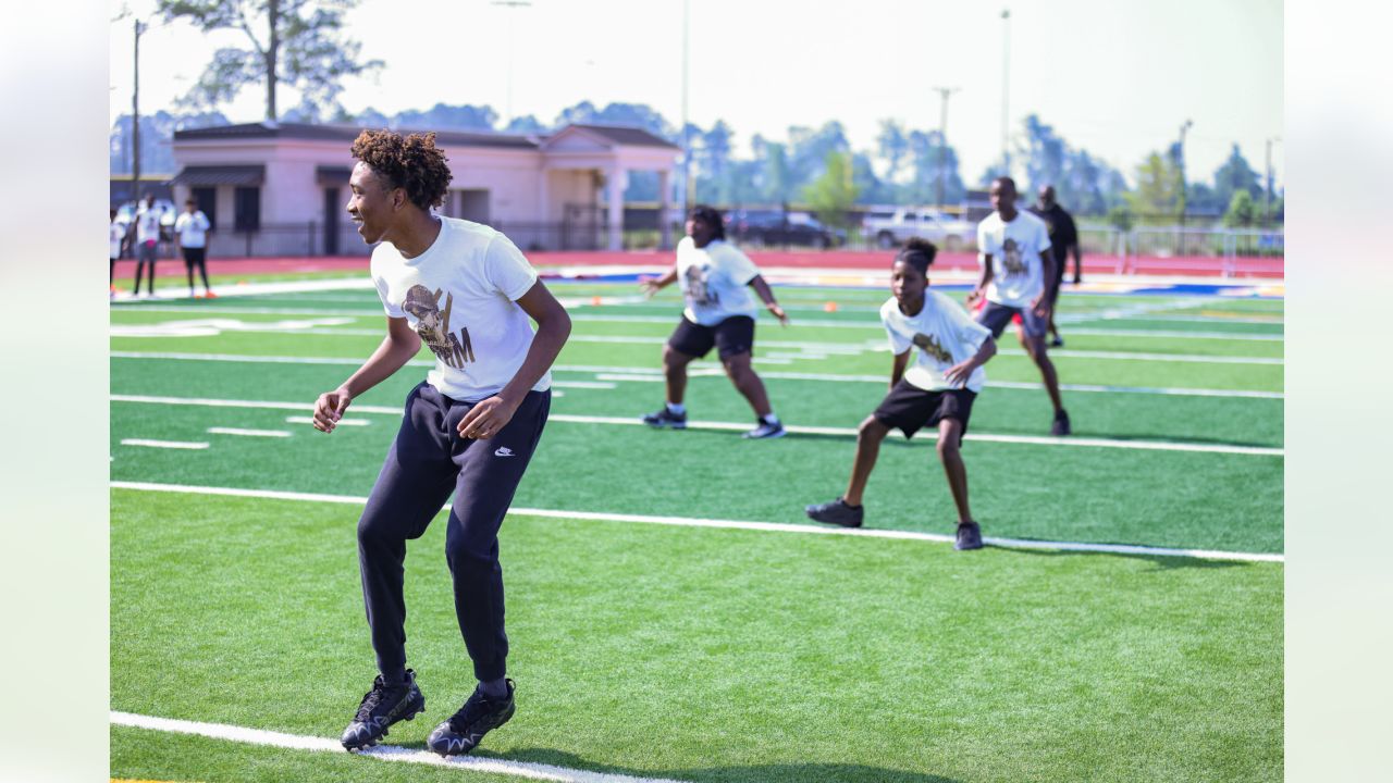 Columbia native, NFL safety Johnathan Abram to host youth football camp