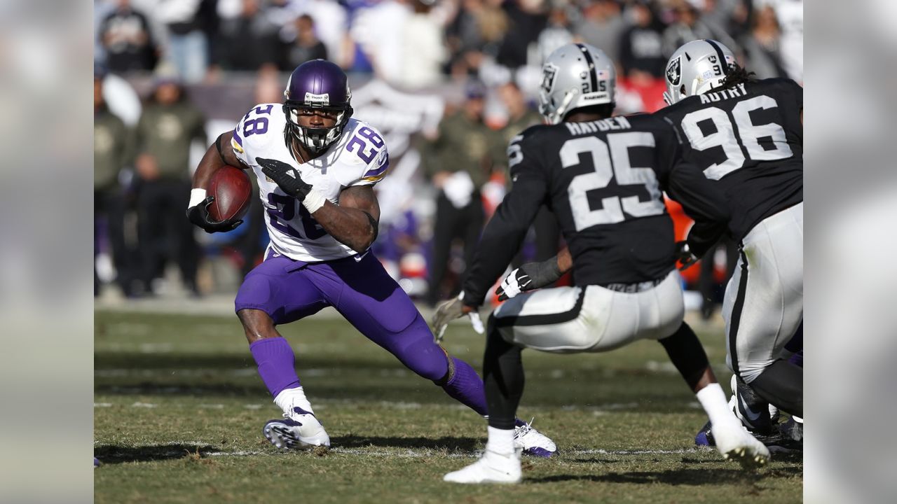 Adrian Peterson Lands At #5 On NFL Network Top 100 - Daily Norseman