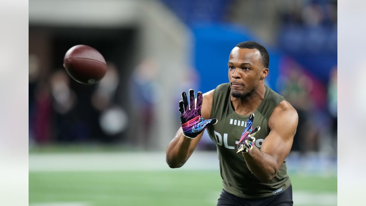 2023 NFL mock draft: New Orleans Saints select EDGE Isaiah Foskey - Pride  Of Detroit