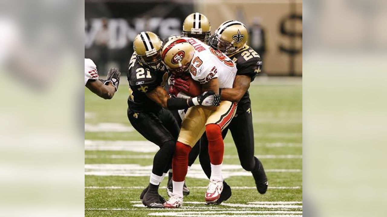 7,826 San Francisco 49ers V New Orleans Saints Photos & High Res