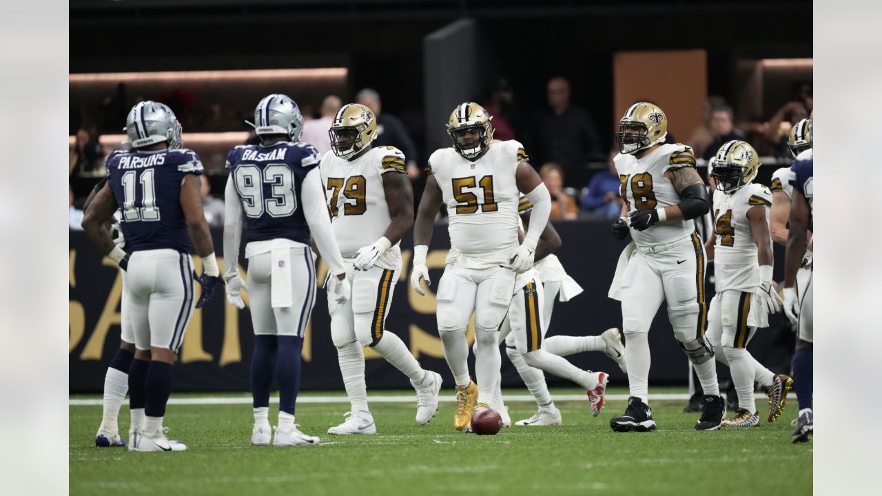 New Orleans Saints center Cesar Ruiz (51) in action during an NFL