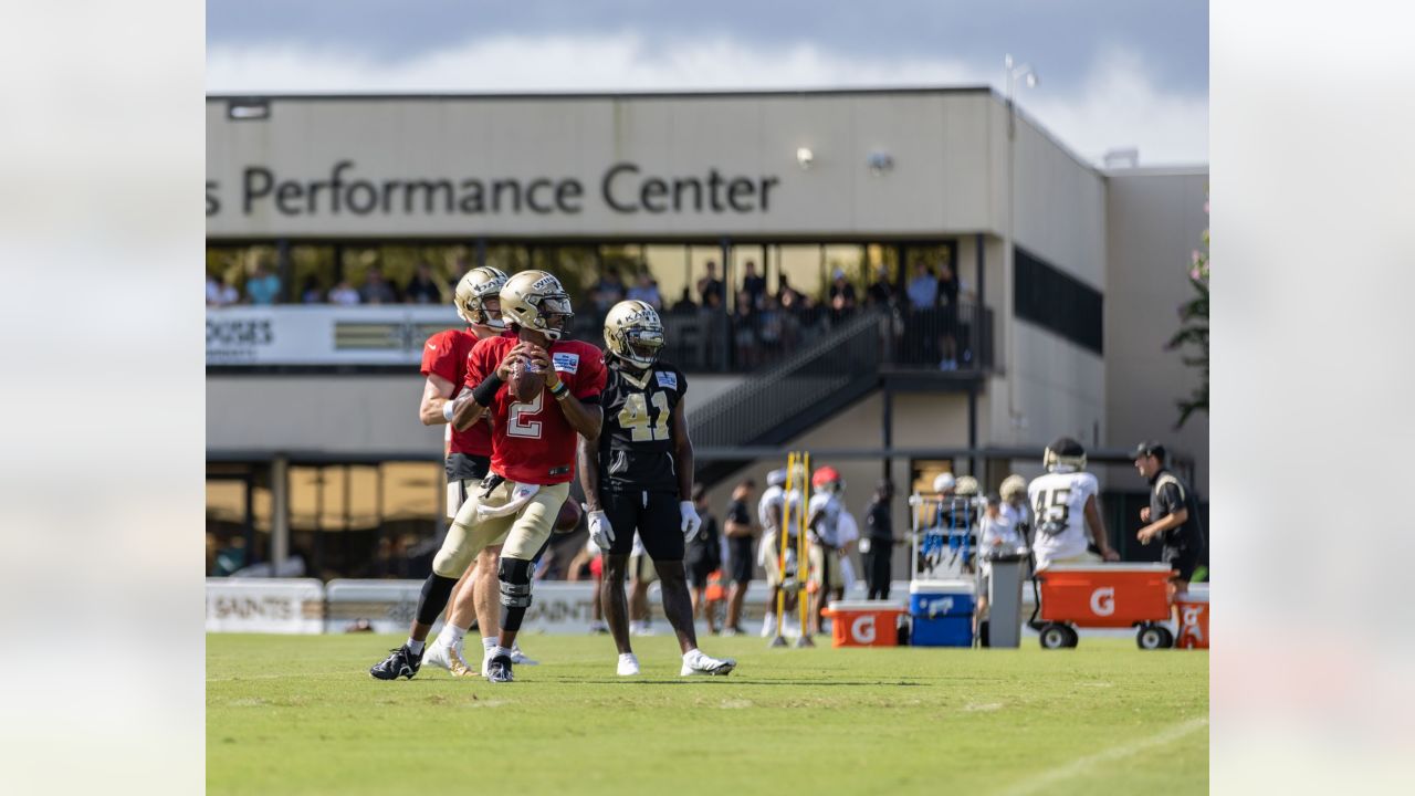 New Orleans Saints quarterback Jameis Winston (2) throws at the NFL team's  football training camp in Metairie, La., Friday, Aug. 4, 2023. (AP  Photo/Gerald Herbert Stock Photo - Alamy