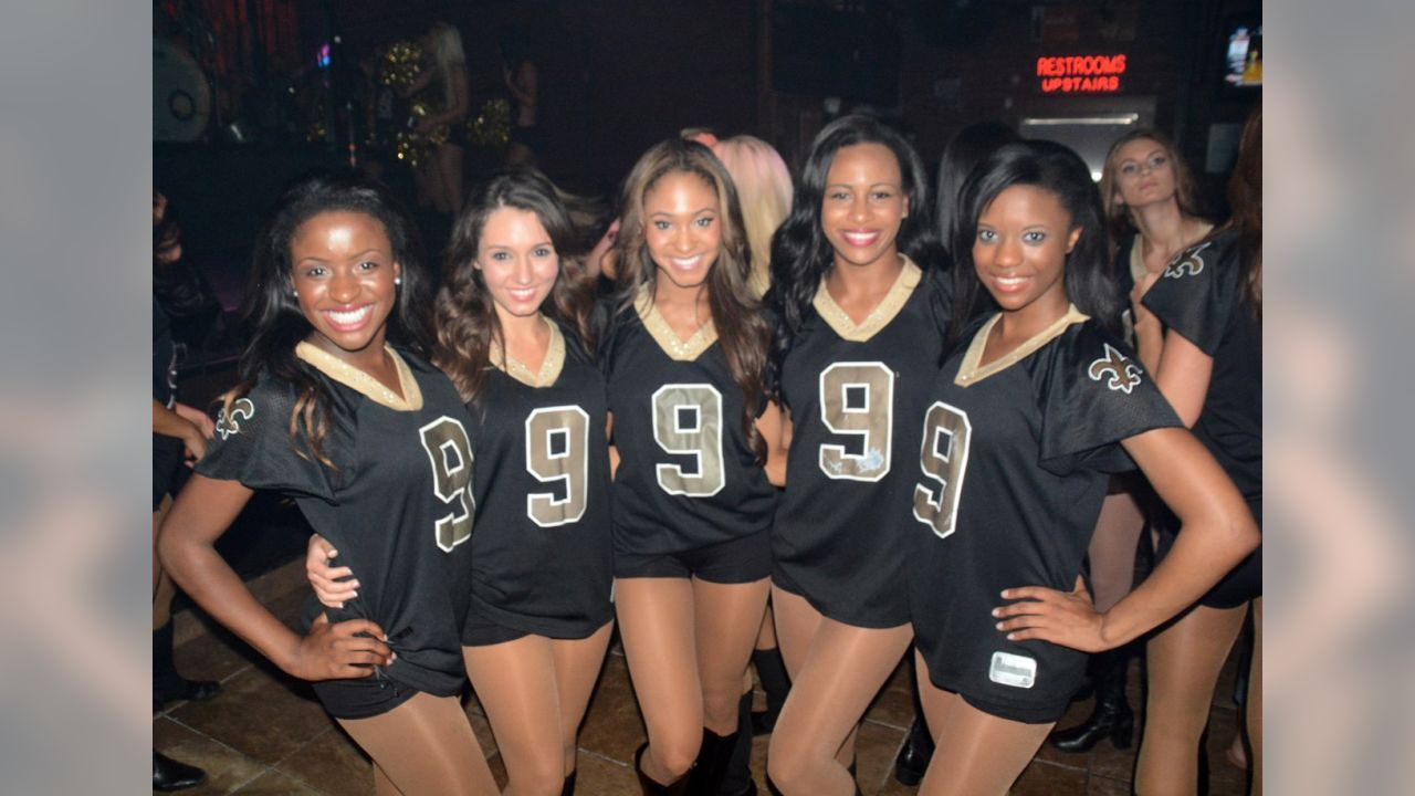 A 40-Year-Old Mother Achieved Her Goal of Being a Saints Cheerleader - E!  Online