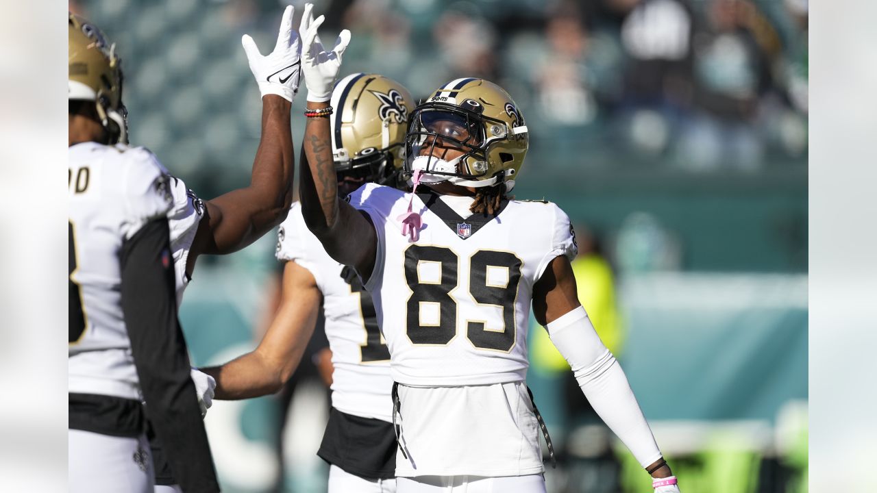 New Orleans, USA. 18th Dec, 2022. New Orleans Saints wide receiver Rashid  Shaheed (89) catches this pass on Atlanta Falcons safety Jaylinn Hawkins  (32) en route to a /68-yard touchdown during the