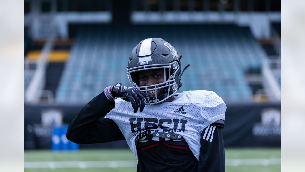 Football helmets with outside padding get tryout at high schools