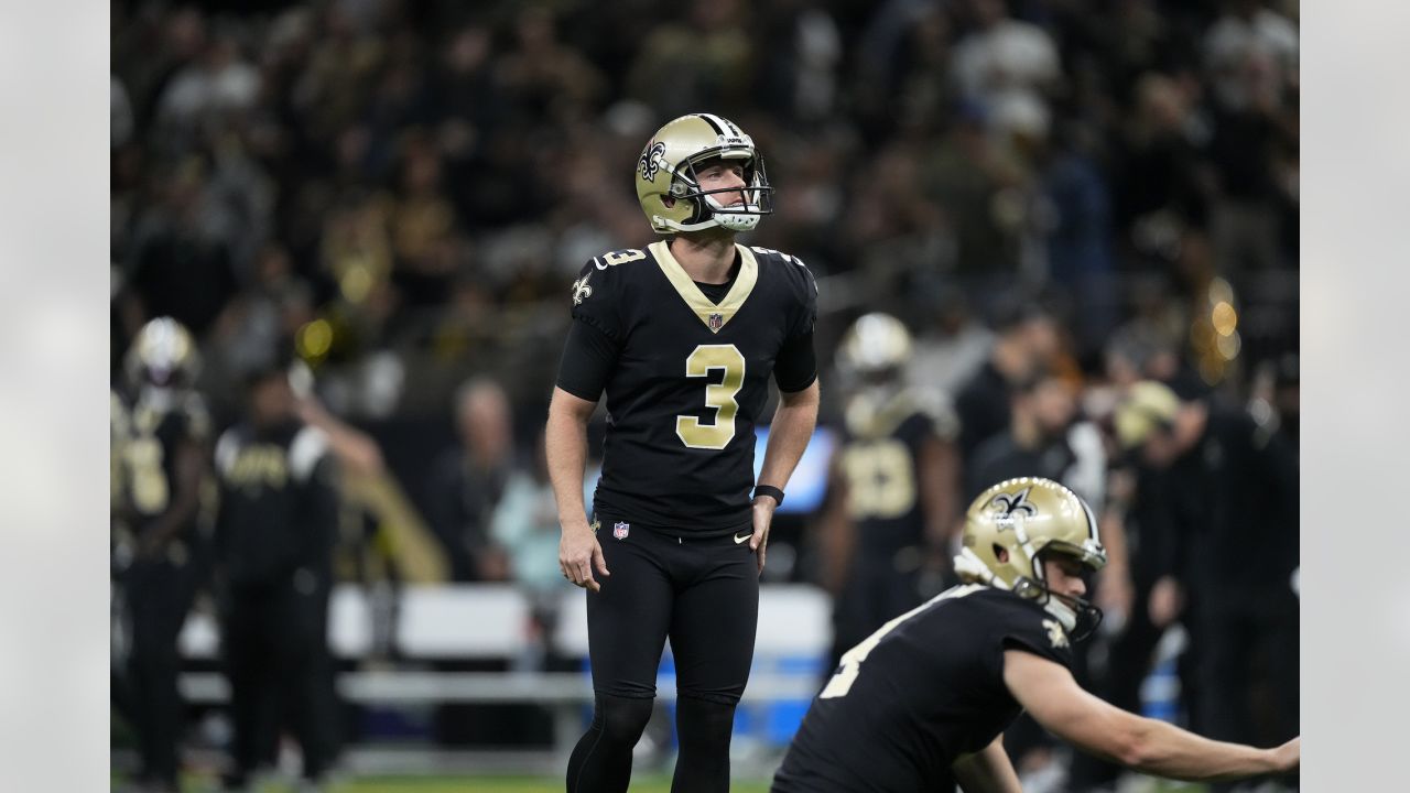 Houston Texans 28-30 New Orleans Saints: Wil Lutz leaves it late for Saints  with 58-yard field goal, NFL News