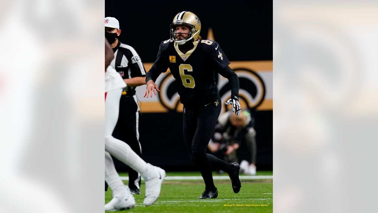 New Orleans Saints punter Thomas Morestead (6) punts the ball