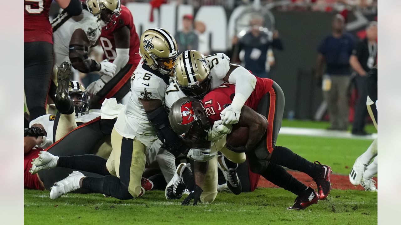 New Orleans Saints LB Kwon Alexander Selected for 2021 Ed Block Courage  Award - Sports Illustrated New Orleans Saints News, Analysis and More