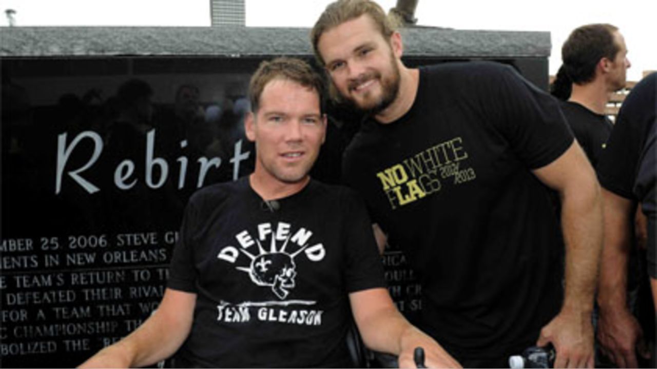 New Orleans Saints - Drew Brees and Team Gleason #NationalHugDay