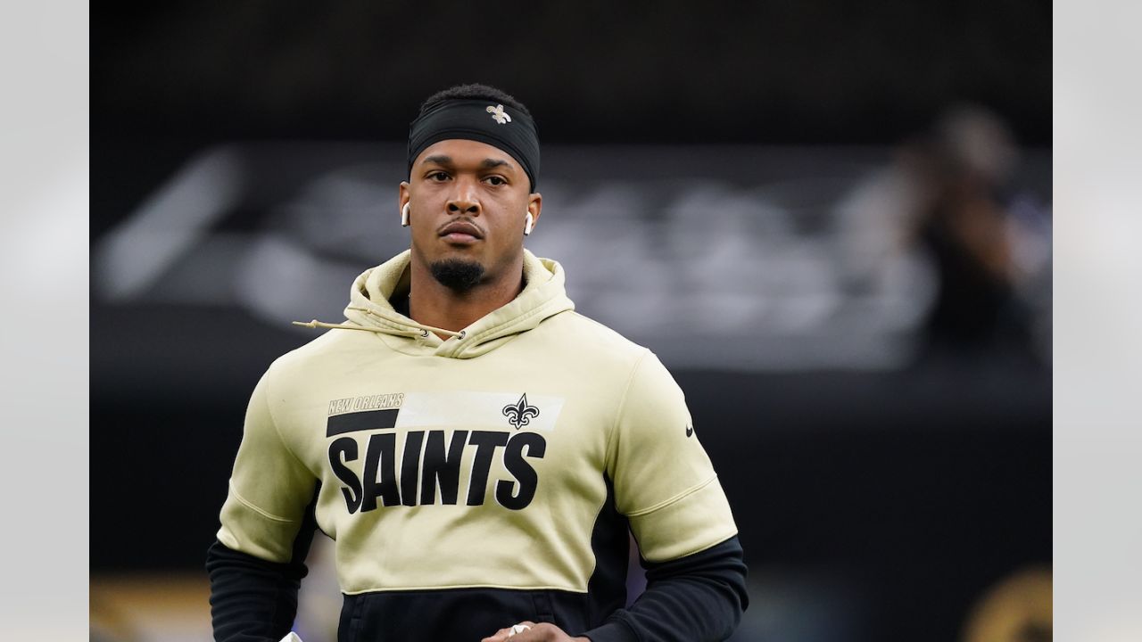 PHOTO: New Orleans Saints P.J. Williams suffers whiplash neck injury 