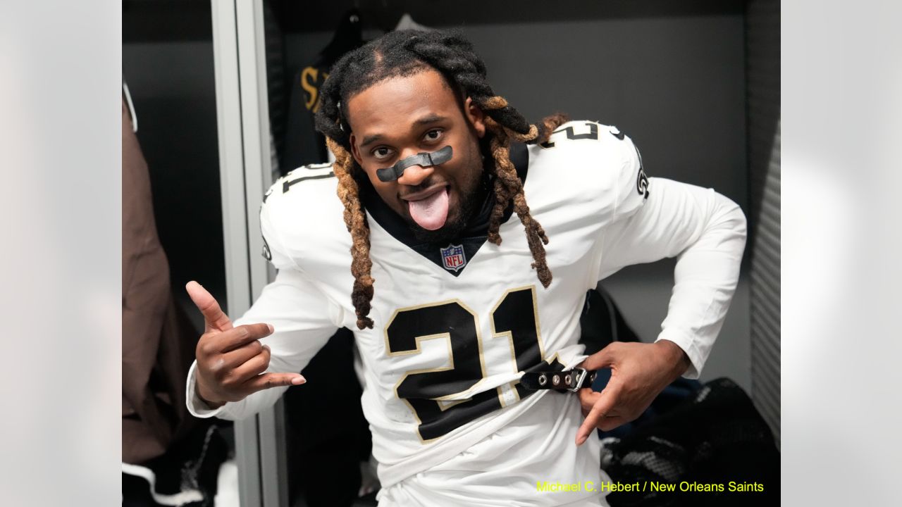 New Orleans Saints guard Lewis Kidd (66) during an NFL football game  against the Carolina Panthers, Sunday, Jan. 8, 2023, in New Orleans. (AP  Photo/Tyler Kaufman Stock Photo - Alamy