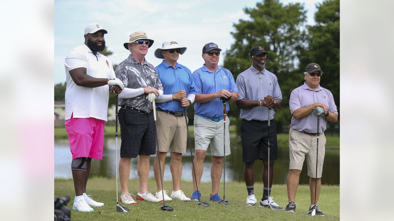 NFL Hall of Famer presents celebrity golf tournament at White Horse