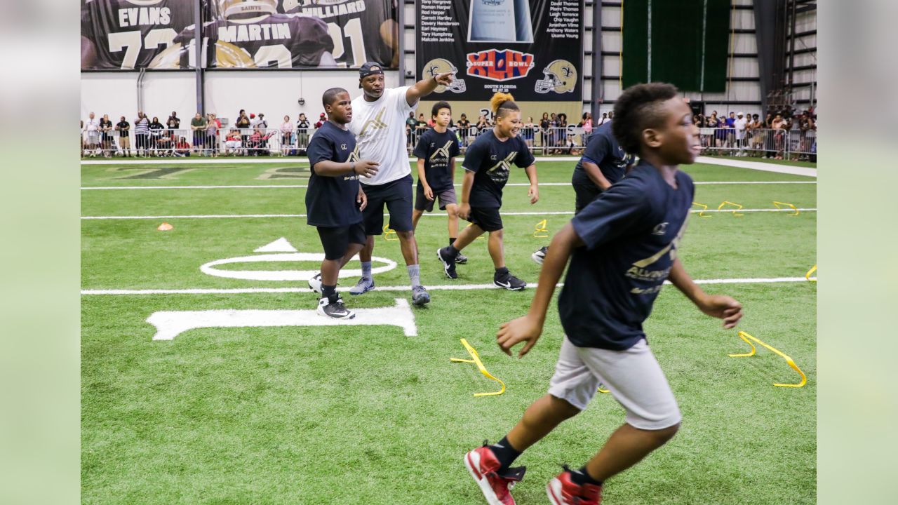 Alvin Kamara hosts second annual youth football camp