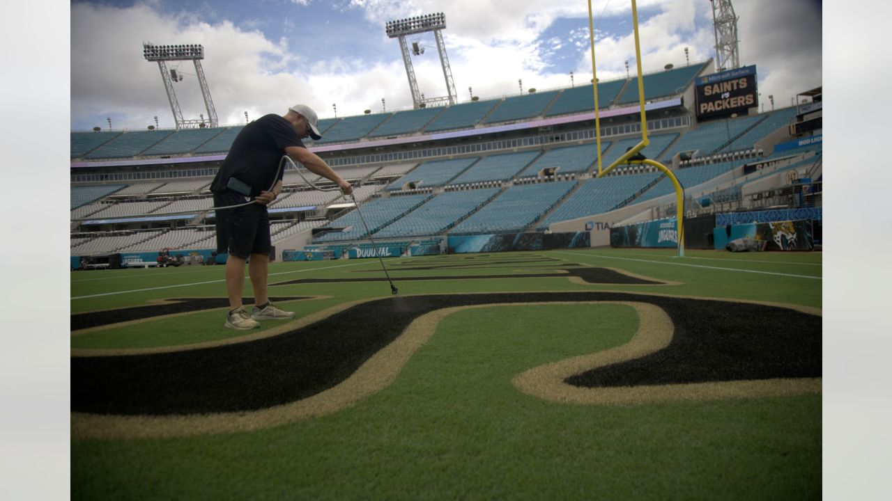 East and West Club at TIAA Bank Field 