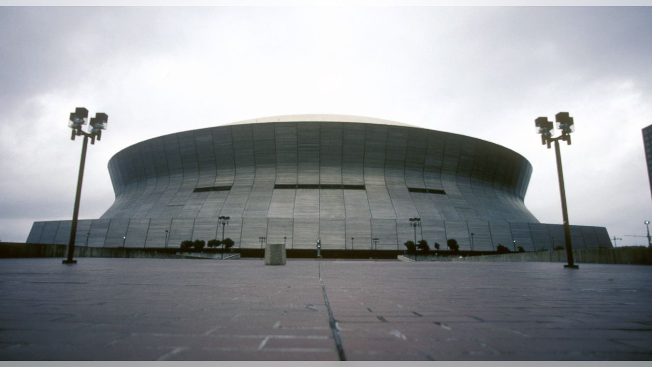 Photo: The Mercedes-Benz Superdome in New Orleans - NOP2018122320 