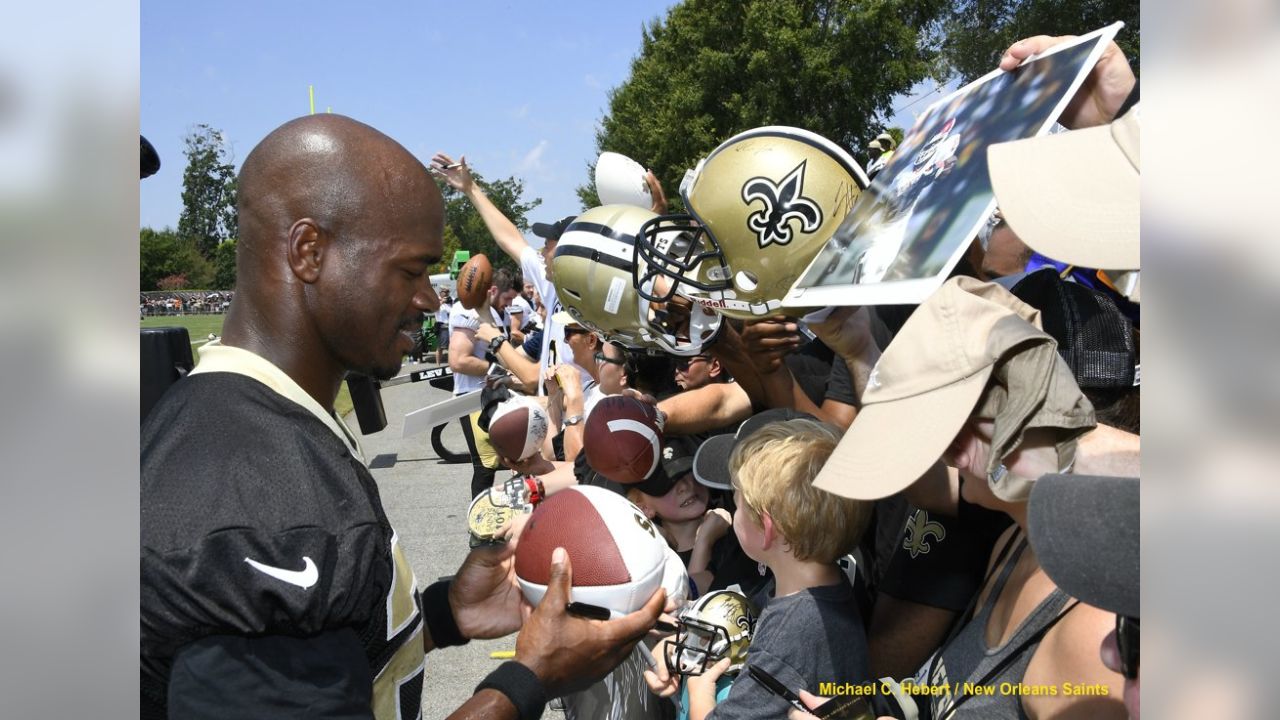 New Orleans Saints Walking Cane Featuring a Officially Licensed