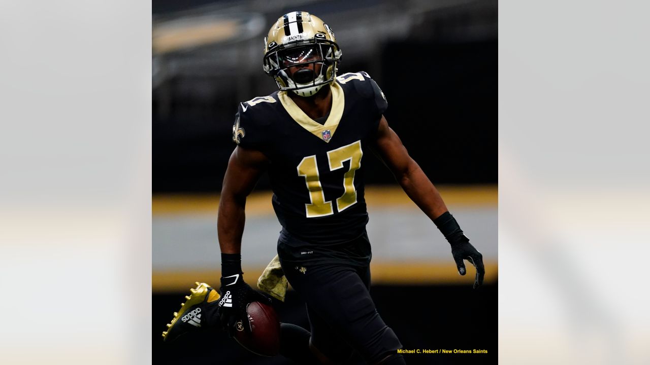 San Francisco 49ers wide receiver Emmanuel Sanders (17) pulls in touchdown  reception in the first half an NFL football game against the New Orleans  Saints in New Orleans, Sunday, Dec. 8, 2019. (