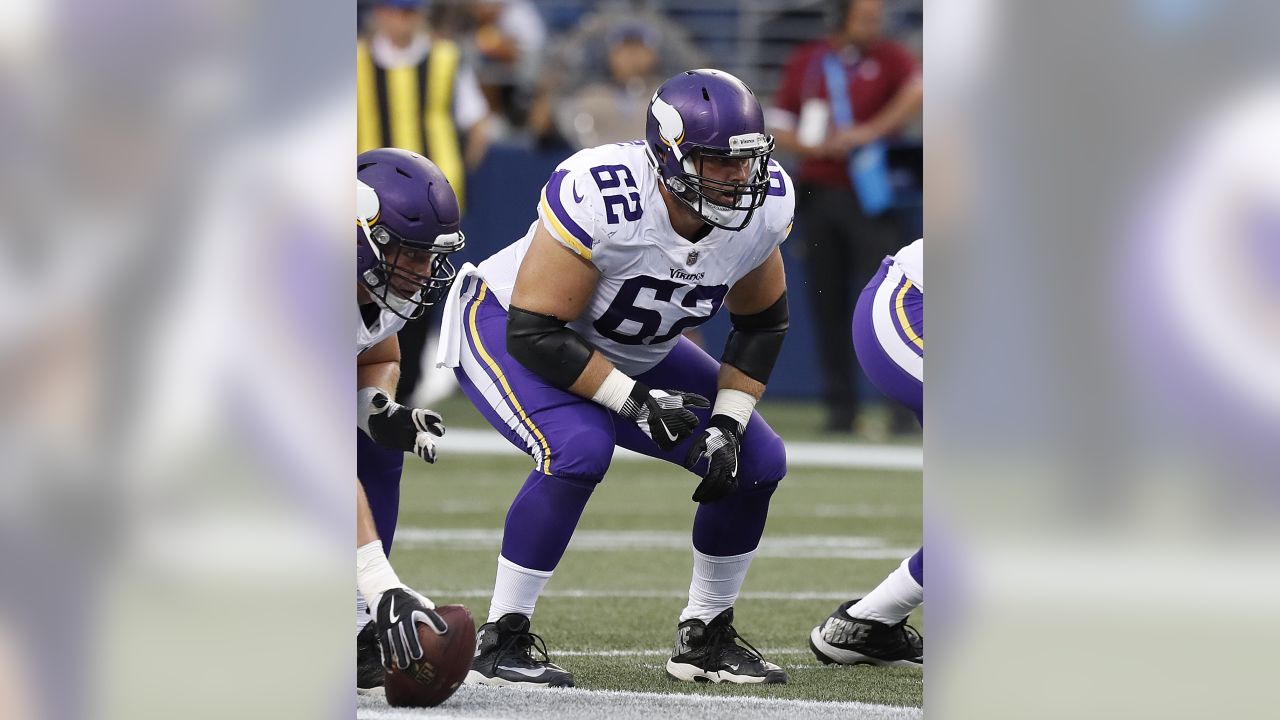 With Easton out, what is next for the Vikings' offensive line?