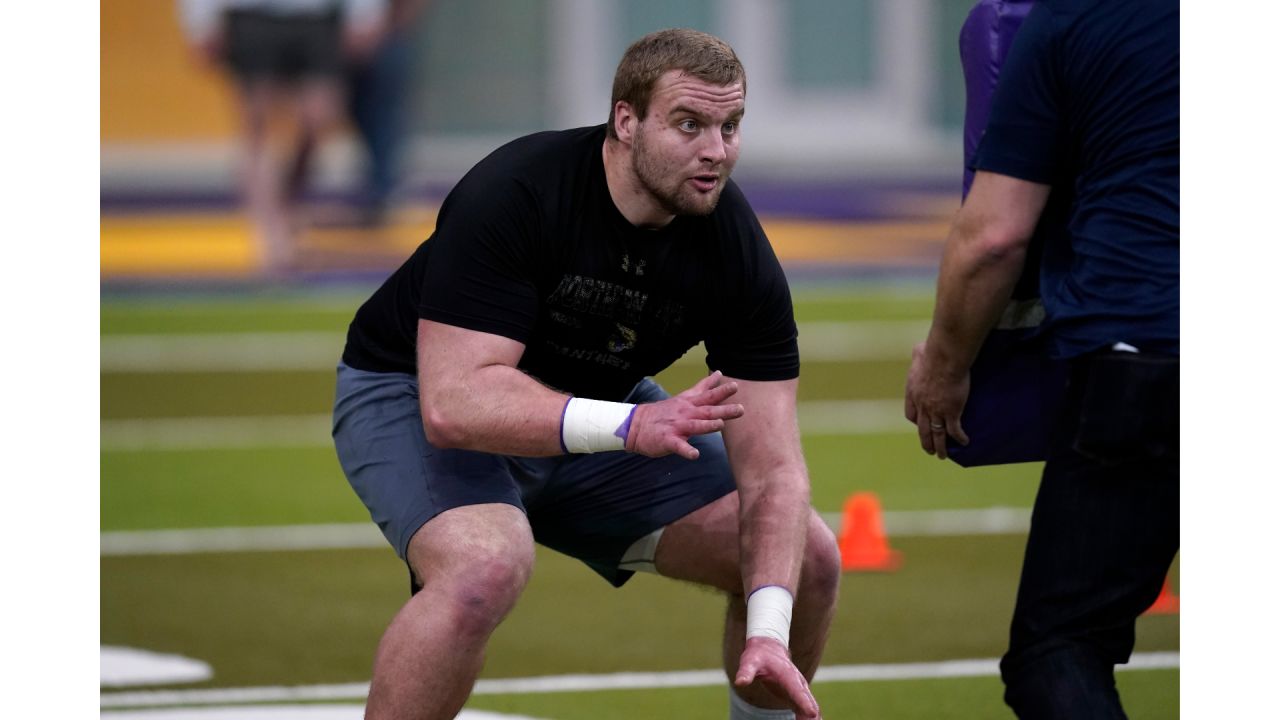 Saints select Northern Iowa OT Trevor Penning with 19th pick. Grade: F