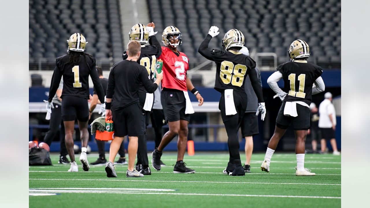 Photo: Packers vs Saints in the NFL opening game at TIAA Bank Field in  Jacksonville, Florida. - JAP20210912002 