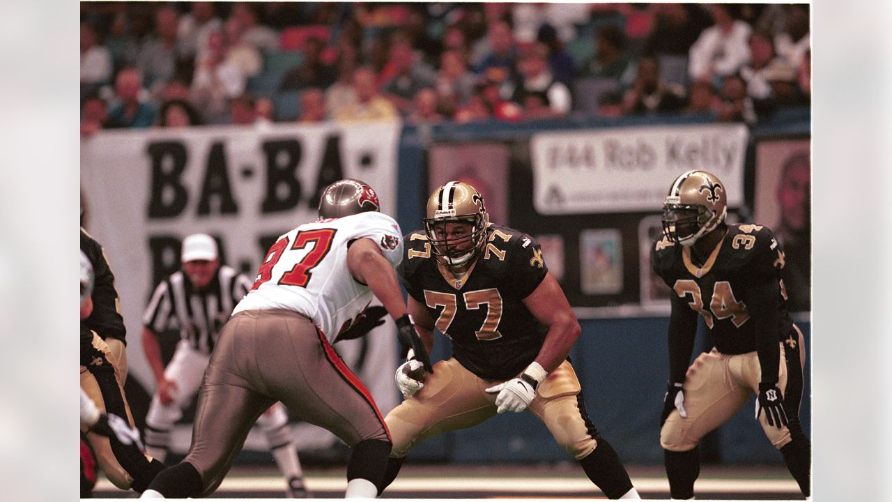 76 New Orleans Saints William Roaf Photos & High Res Pictures