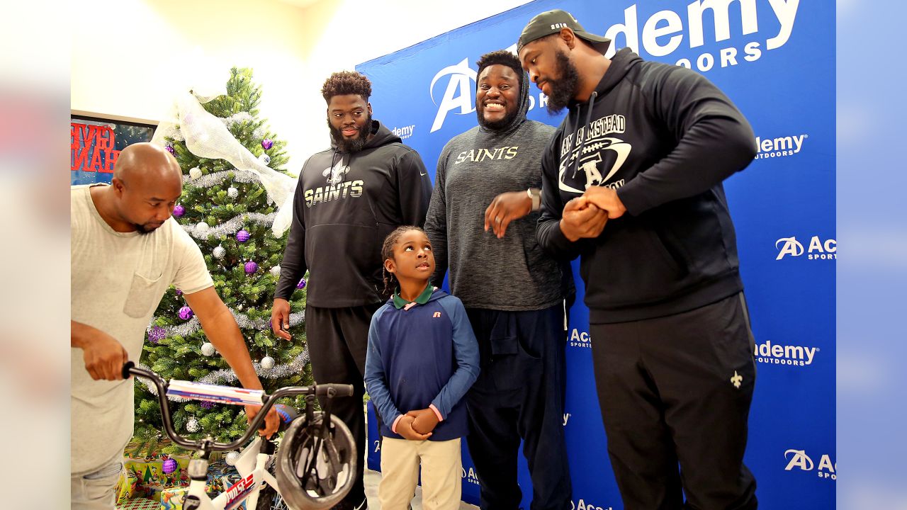 Armstead Named Saints' Man Of The Year For Community Impact - UA