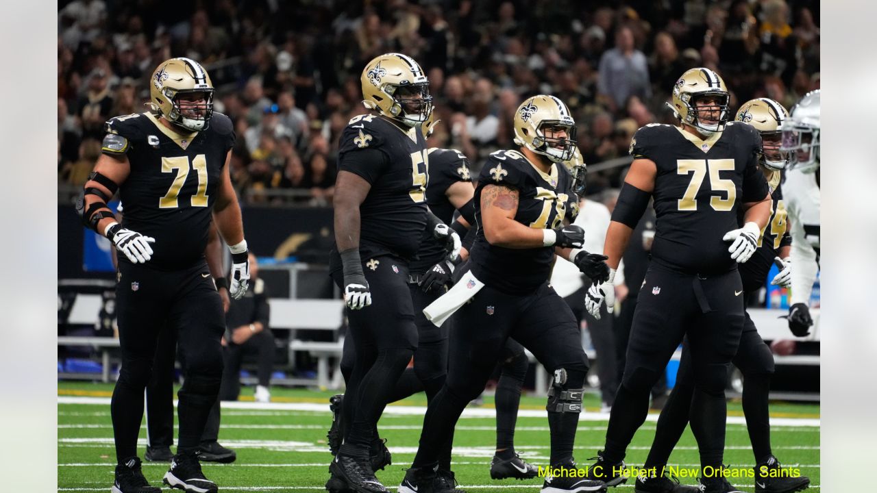 Las Vegas Raiders wide receiver DJ Turner (19) leaves the field after an  NFL football game against the New Orleans Saints in New Orleans, Sunday,  Oct. 30, 2022. (AP Photo/Matthew Hinton Stock