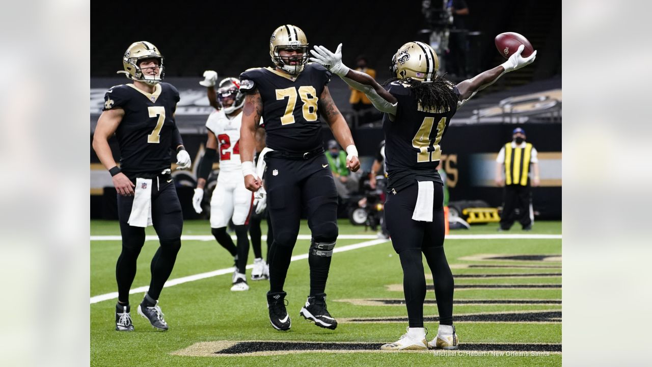 New Orleans Saints running back Alvin Kamara absolutely roasted